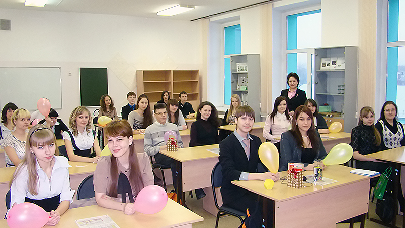 Выпускницы НГПУ вошли в число лучших молодых учителей России