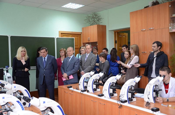 В НГПУ состоялось выездное совещание губернатора Новосибирской области