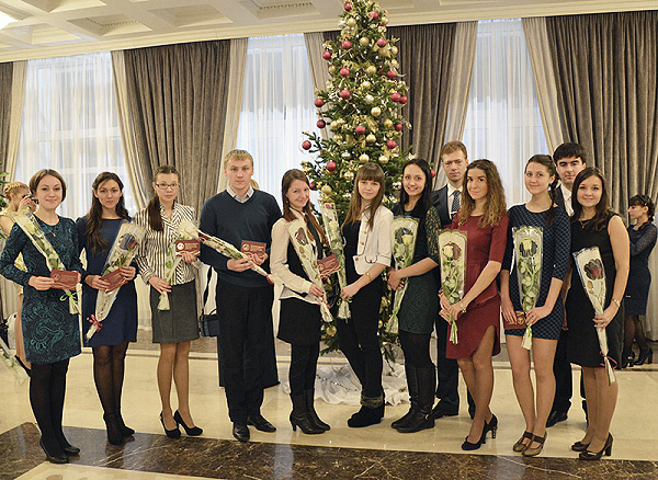 Правительство Новосибирской области отметило заслуги студентов