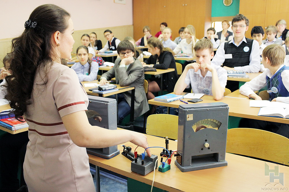 Новосибирские педагоги получат бюджетные образовательные сертификаты 
