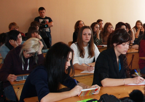 В НГПУ прошел мастер-класс о взаимодействии госнаркоконтроля и СМИ