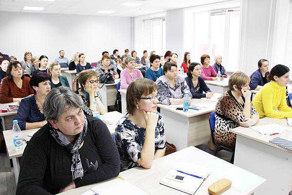 В НГПУ завершились курсы для специалистов учреждений социального профиля
