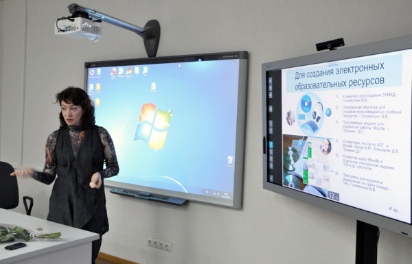 В НГПУ обсудили перспективы развития системы электронного обучения