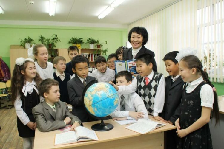 Заказчиками целевой подготовки студентов в Якутии могут стать школы