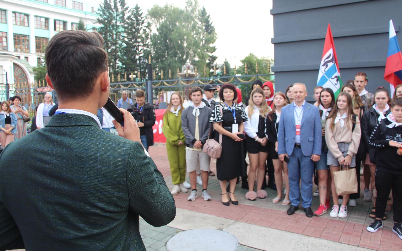 Школьники из ЛНР примут участие в «Университетской смене» на базе НГПУ
