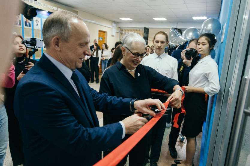 В НГПУ состоялось торжественное открытие педагогического технопарка «Кванториум» имени Юрия Борисовича Румера