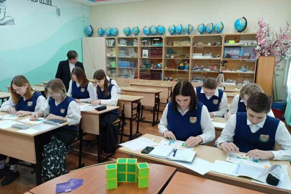 Билборды о психолого-педагогических классах появились на улицах Новосибирск